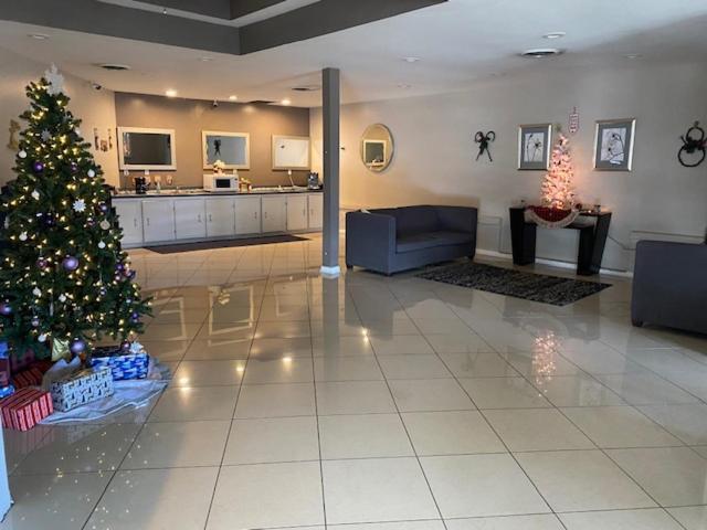 Hotel Apm &